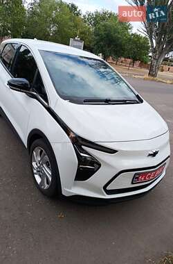 Хэтчбек Chevrolet Bolt EV 2023 в 