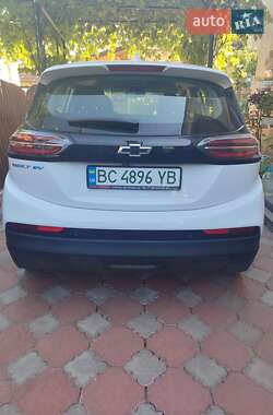 Хэтчбек Chevrolet Bolt EV 2022 в 