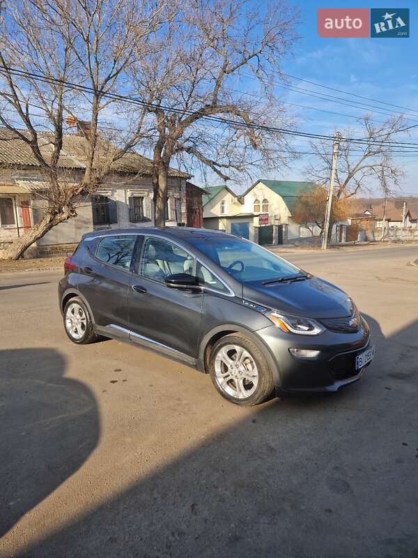 Хетчбек Chevrolet Bolt EV 2020 в Полтаві фото 2 Хетчбек Chevrolet Bolt EV 2020 в Полтаві