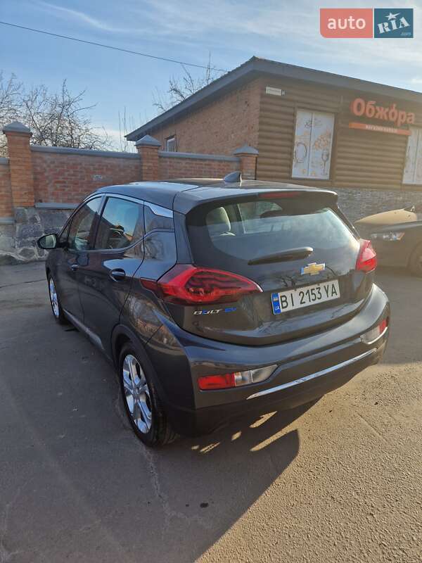Хетчбек Chevrolet Bolt EV 2020 в Полтаві фото 6 Хетчбек Chevrolet Bolt EV 2020 в Полтаві
