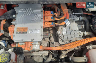 Хэтчбек Chevrolet Bolt EV 2020 в 