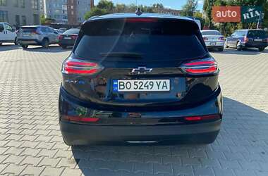 Хэтчбек Chevrolet Bolt EV 2023 в 