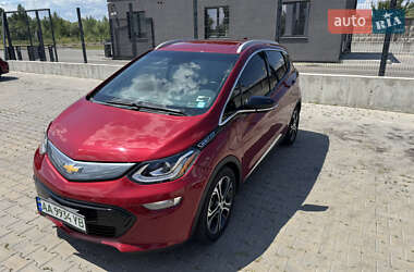Хэтчбек Chevrolet Bolt EV 2020 в 