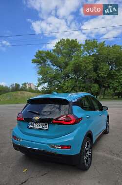Хэтчбек Chevrolet Bolt EV 2020 в 