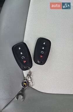 Хэтчбек Chevrolet Bolt EV 2020 в 