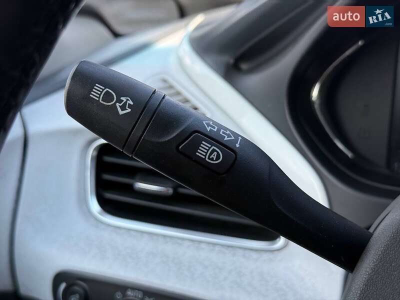Хэтчбек Chevrolet Bolt EV 2017 в Ровно