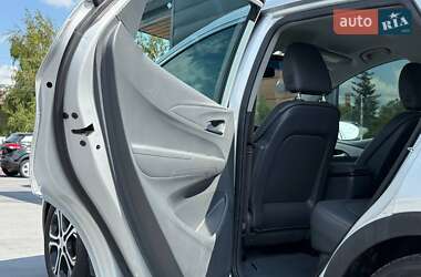 Хэтчбек Chevrolet Bolt EV 2017 в 