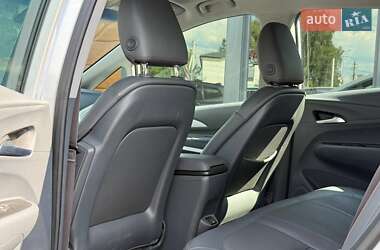 Хэтчбек Chevrolet Bolt EV 2017 в 