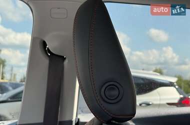 Хэтчбек Chevrolet Bolt EV 2017 в 
