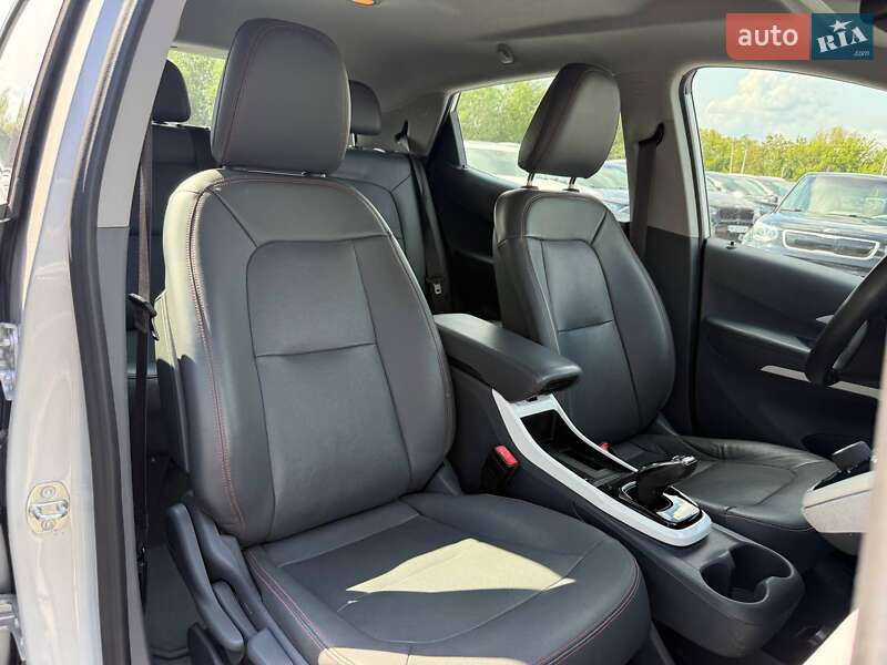 Хэтчбек Chevrolet Bolt EV 2017 в Ровно