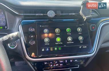 Хэтчбек Chevrolet Bolt EV 2022 в 