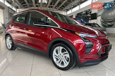 Хэтчбек Chevrolet Bolt EV 2022 в 