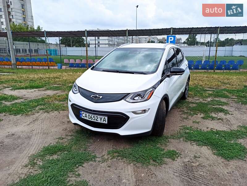 Хетчбек Chevrolet Bolt EV 2017 в Черкасах