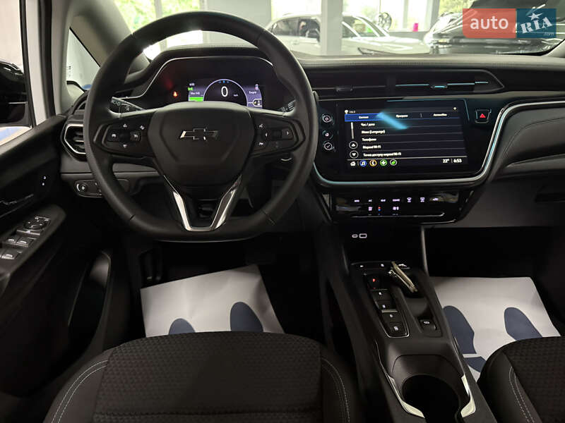 Хэтчбек Chevrolet Bolt EV 2023 в Львове