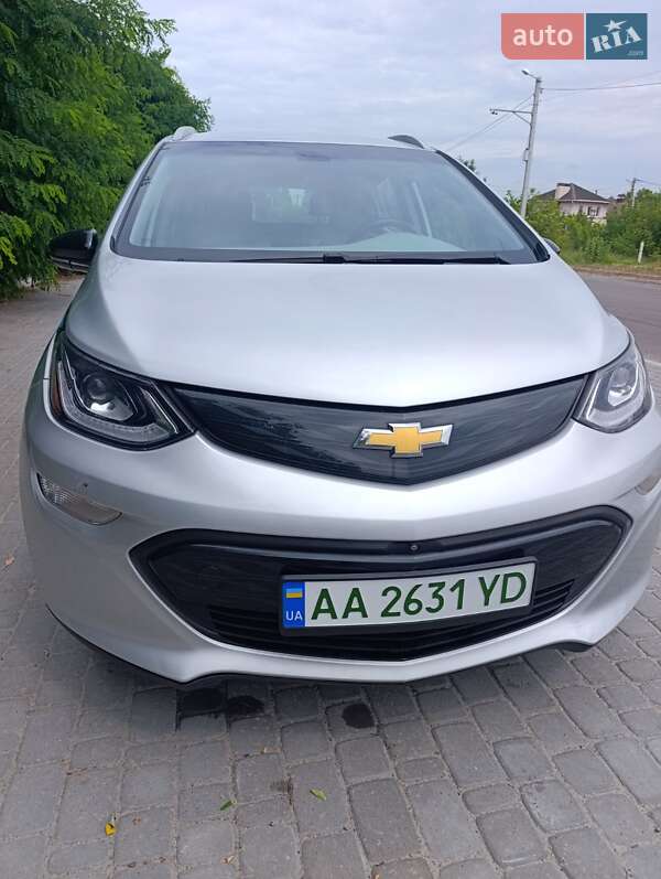 Хэтчбек Chevrolet Bolt EV 2017 в Киеве