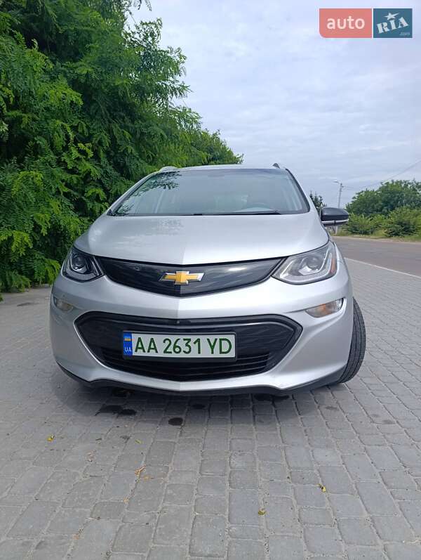 Хэтчбек Chevrolet Bolt EV 2017 в Киеве