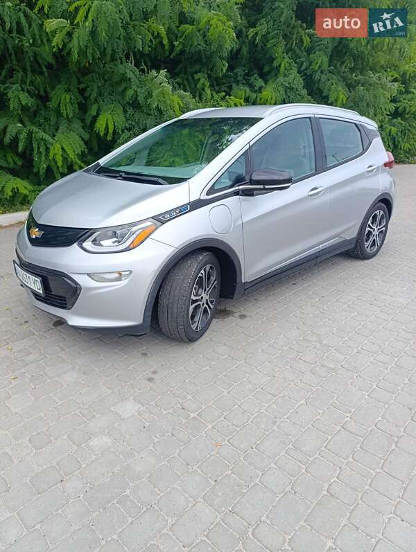 Хэтчбек Chevrolet Bolt EV 2017 в Киеве