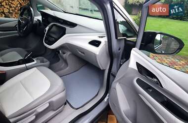 Хетчбек Chevrolet Bolt EV 2019 в 