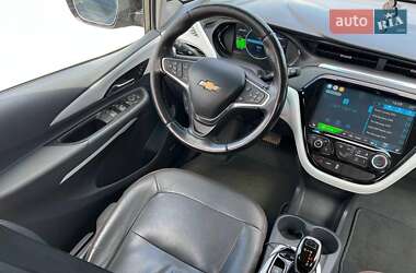 Хэтчбек Chevrolet Bolt EV 2020 в 