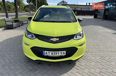 Хэтчбек Chevrolet Bolt EV 2018 в 