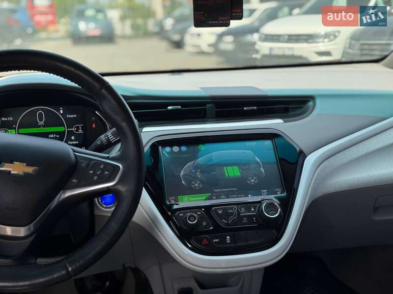 Хетчбек Chevrolet Bolt EV 2016 в Львові