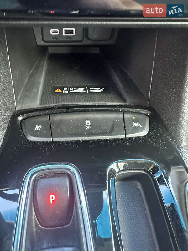 Хэтчбек Chevrolet Bolt EV 2023 в Львове