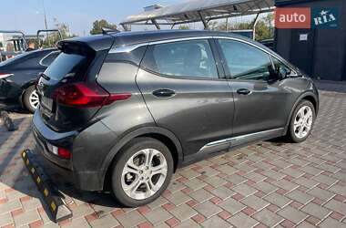 Хэтчбек Chevrolet Bolt EV 2018 в 
