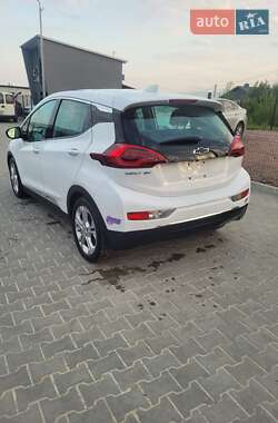 Хэтчбек Chevrolet Bolt EV 2019 в 