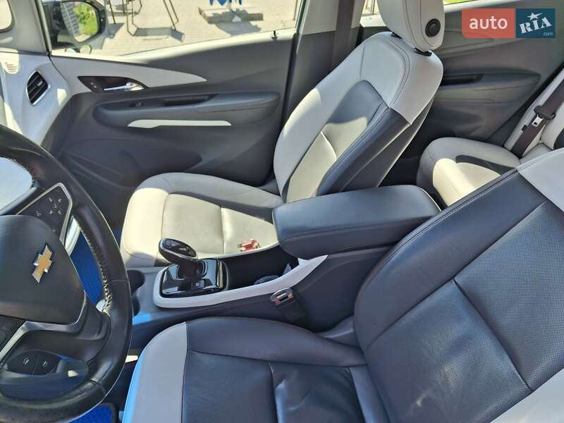 Хэтчбек Chevrolet Bolt EV 2016 в Житомире
