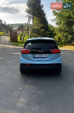 Хэтчбек Chevrolet Bolt EV 2022 в 