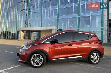 Хэтчбек Chevrolet Bolt EV 2021 в 