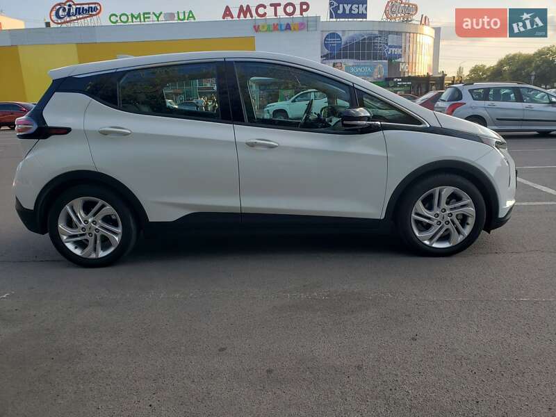 Хэтчбек Chevrolet Bolt EV 2022 в Запорожье