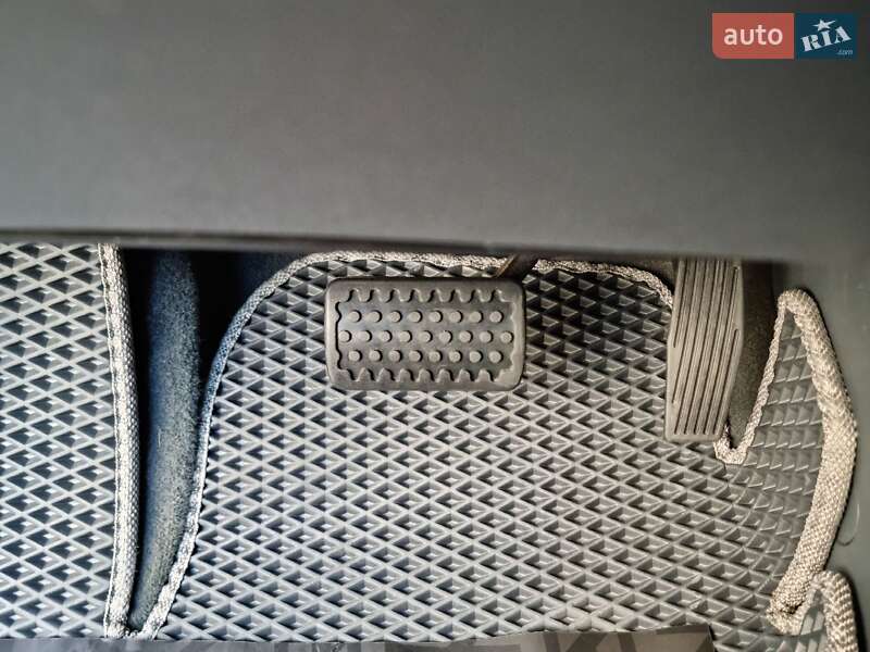 Хэтчбек Chevrolet Bolt EV 2017 в Виннице