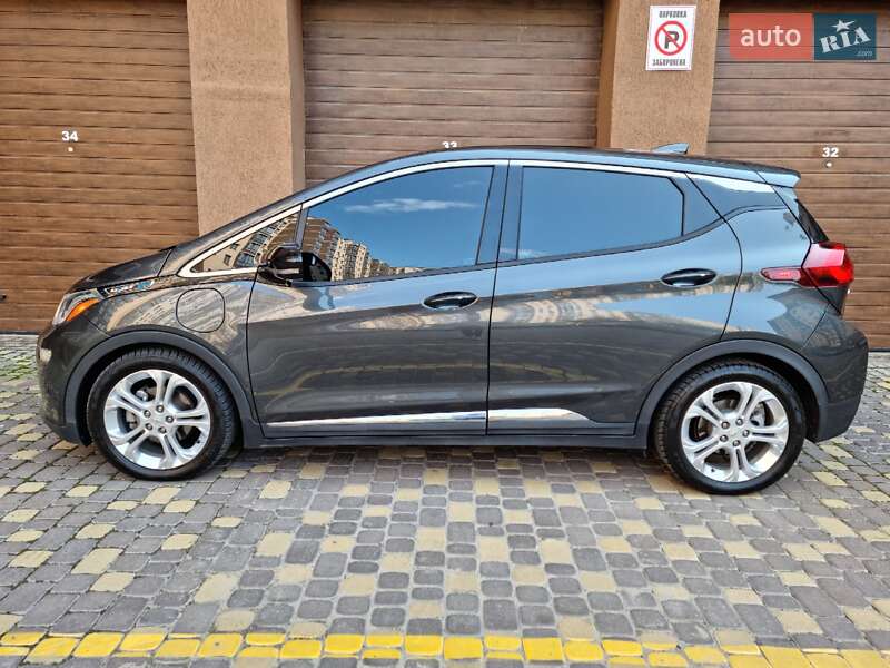 Хэтчбек Chevrolet Bolt EV 2017 в Виннице