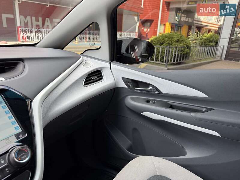 Хэтчбек Chevrolet Bolt EV 2019 в Львове