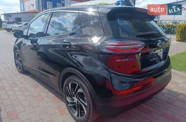 Хэтчбек Chevrolet Bolt EV 2022 в 