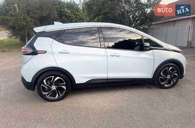 Хэтчбек Chevrolet Bolt EV 2023 в 