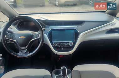 Хэтчбек Chevrolet Bolt EV 2017 в Киеве