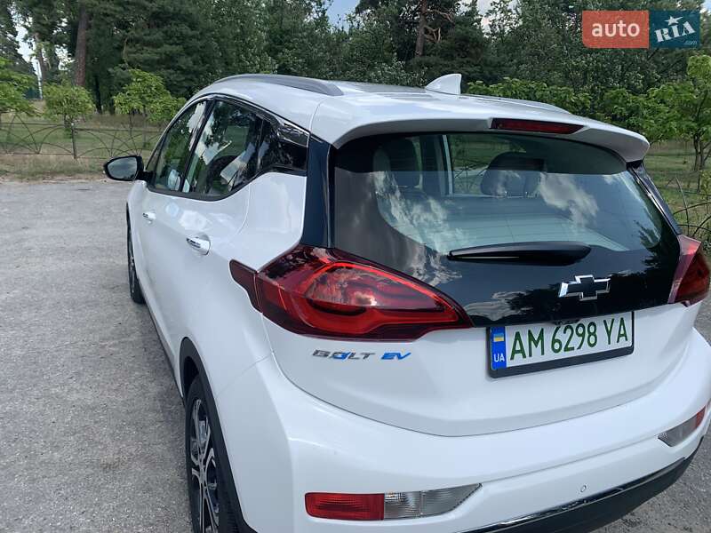 Хэтчбек Chevrolet Bolt EV 2020 в Киеве фото 6 Хэтчбек Chevrolet Bolt EV 2020 в Киеве
