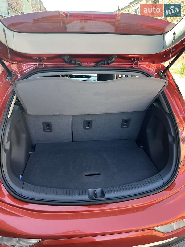 Хетчбек Chevrolet Bolt EV 2020 в Рівному