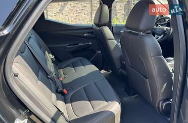 Хэтчбек Chevrolet Bolt EV 2022 в 