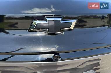 Хэтчбек Chevrolet Bolt EV 2022 в 