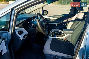 Хэтчбек Chevrolet Bolt EV 2017 в 