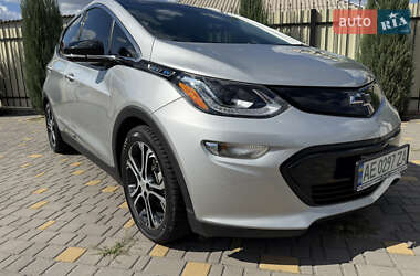 Хэтчбек Chevrolet Bolt EV 2017 в 