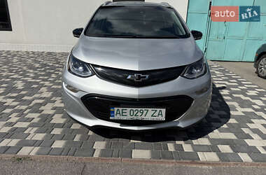 Хэтчбек Chevrolet Bolt EV 2017 в 
