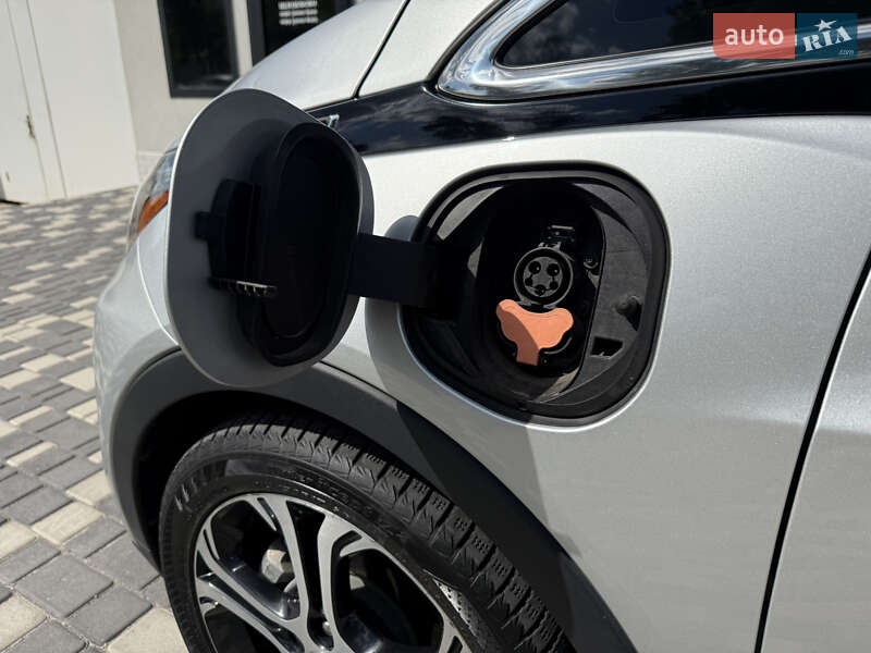 Хетчбек Chevrolet Bolt EV 2017 в Запоріжжі