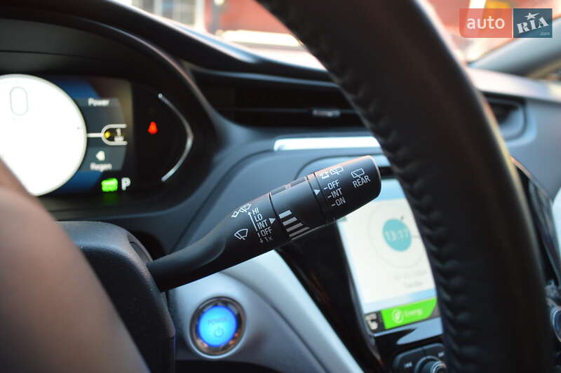 Хэтчбек Chevrolet Bolt EV 2017 в Львове