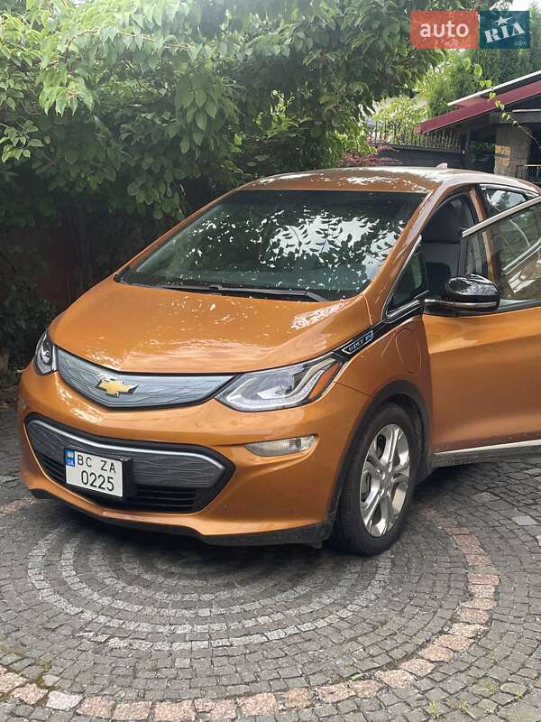 Хэтчбек Chevrolet Bolt EV 2017 в Львове фото 6 Хэтчбек Chevrolet Bolt EV 2017 в Львове