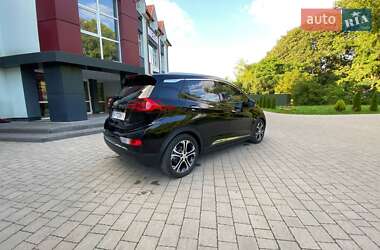 Хэтчбек Chevrolet Bolt EV 2019 в 