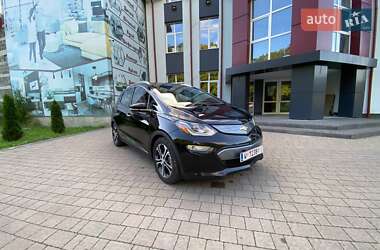 Хэтчбек Chevrolet Bolt EV 2019 в 